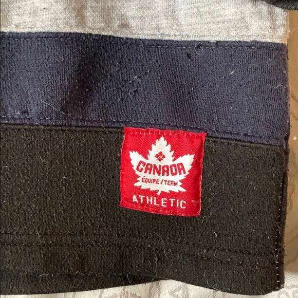 Canada Sport Hoodie - Picture 3 of 4